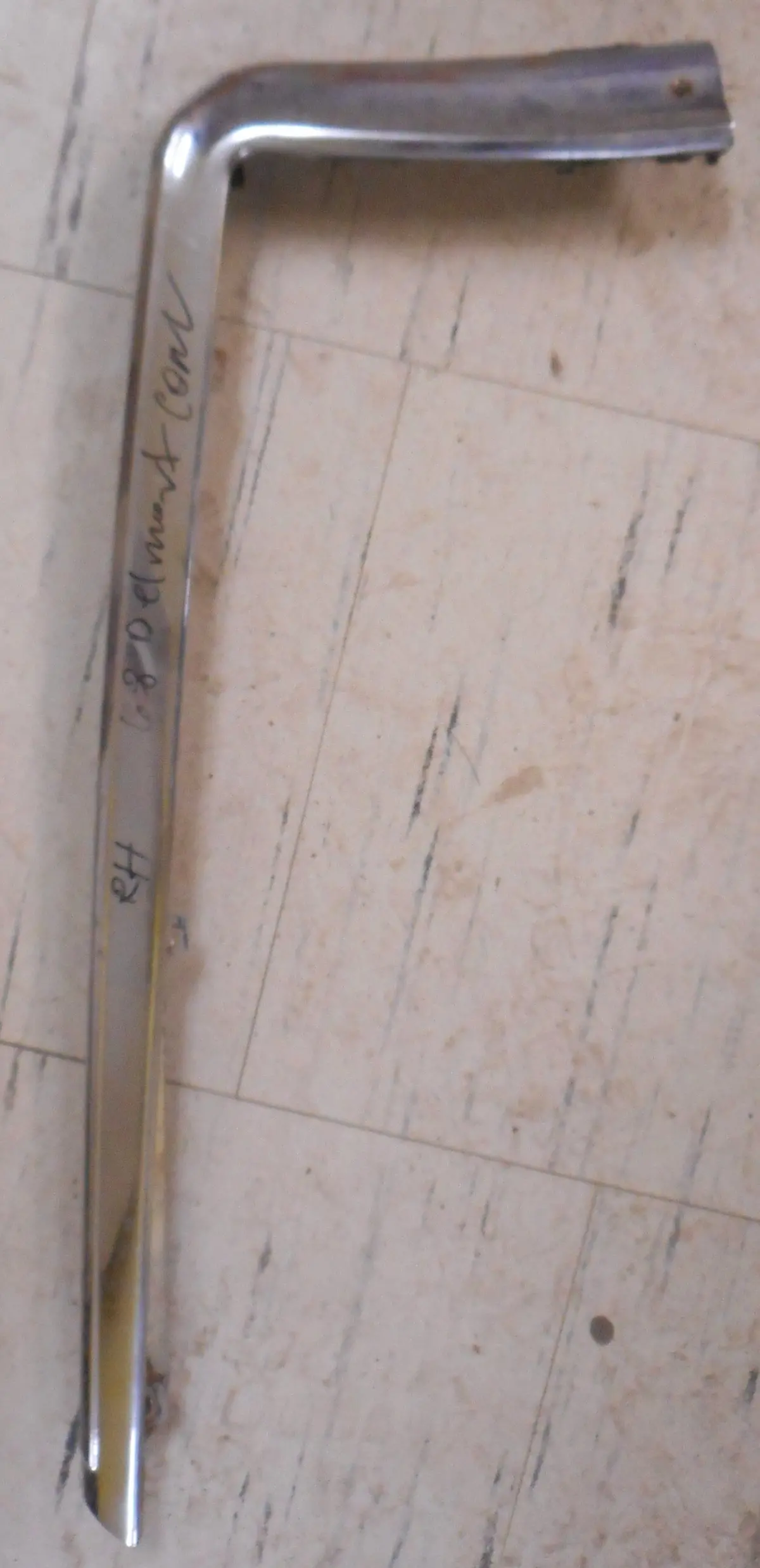 Pillar Molding ,Conv,Right Used 68 B&C-Body 1