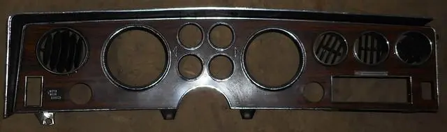 Dash Cluster Bezel, With Woodgrain, Used 1