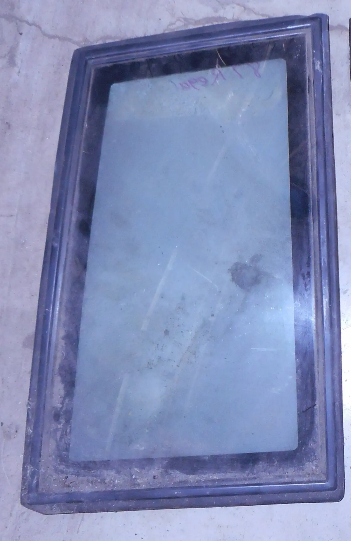 Quarter Glass ,Right Used 81-87 Regal Gn 1