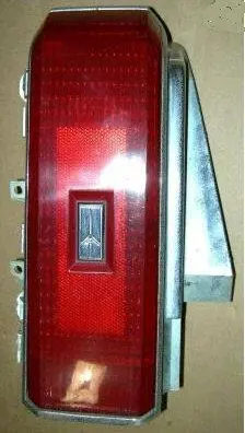 Tail Light Assmy, Left Used 86-88 Cutlass Supreme 1