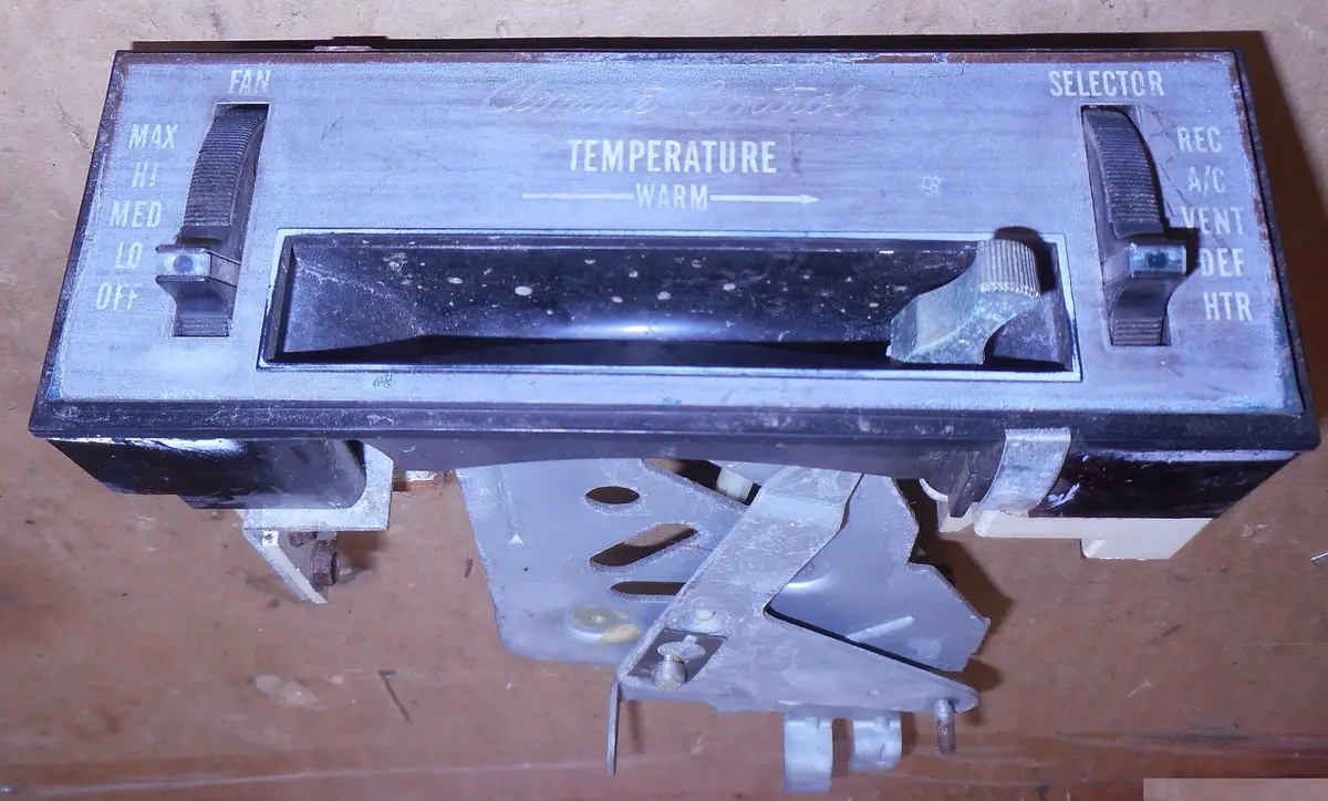 Heat & Ac Control ,Used 70 Buick,70-72 Skylark Gs 1