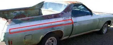 Quarter Panel Molding, Rh, 73-77 El, Long Side Center, Used 1
