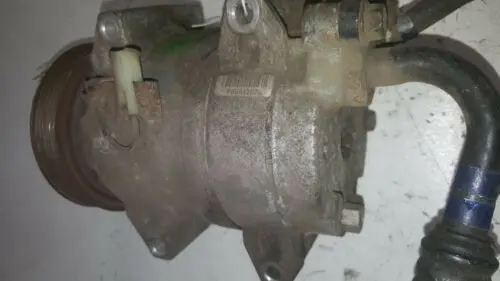 99 00 - 02 03 04 Jeep Grand Cherokee Durango Dakota 4.7L A/C Compressor & Clutch 1
