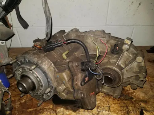 00 01 02 Tahoe Silverado Sierra Suburban Yukon 5.3 4L60 Transfer Case 1
