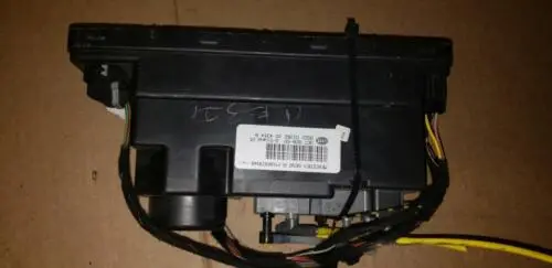 98 - 03 Mercedes W208 Clk320 Clk430 Central Door Locking Vacuum Pump 2108003048 1