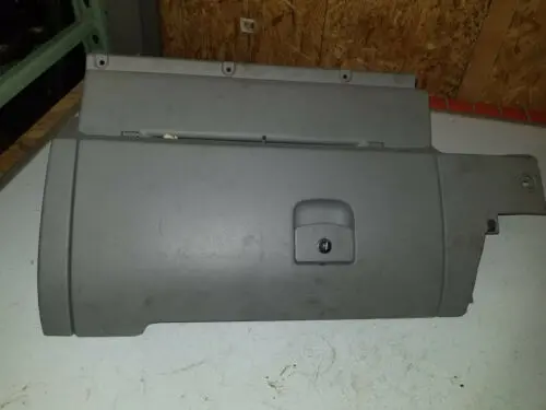 98 99 00 01 02 03 04 05 06 Vw Beetle Bug Gray Glove Box Compartment Open & Close 1