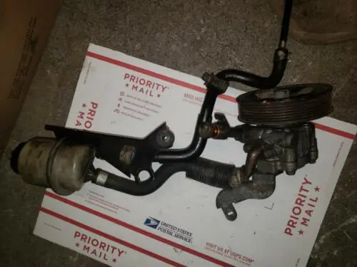 05 06 Nissan Xterra Power Steering Pump Bottle Hose Oem 1