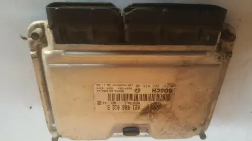 01 Engine Control Module Volkswagen Jetta 2.8 A/T Ecm Ecu 021 906 018 S 1