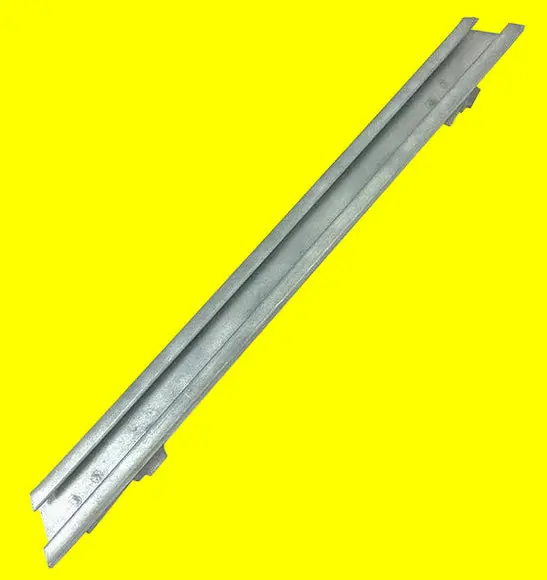 Quarter Glass Rear Track, Left Coup 63 64 B-Body 1