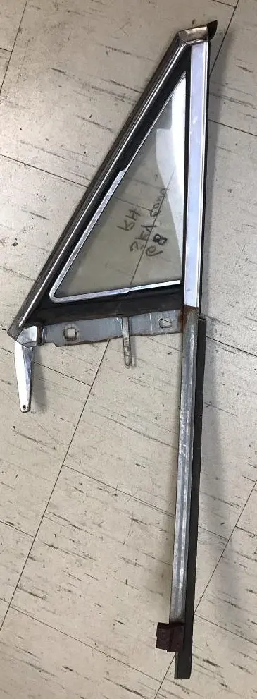 Door Vent Aasembly ,Right Convertible Used 68 A-Body 1