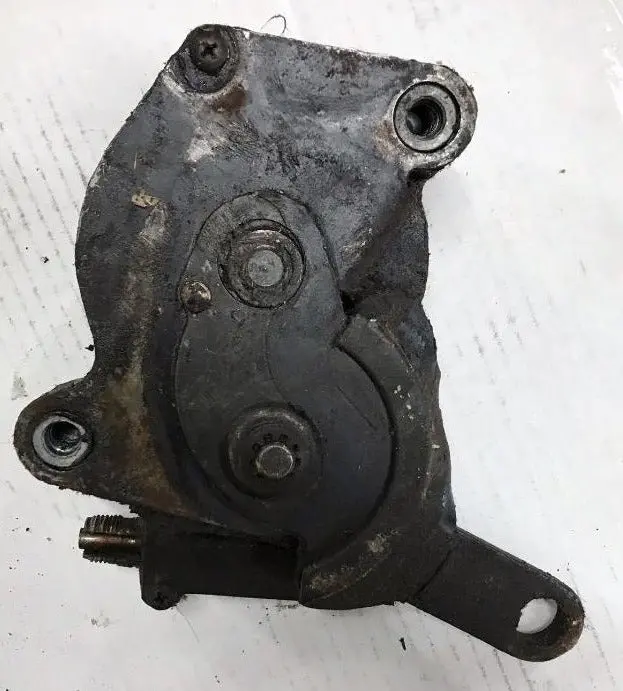 Conv Top Side Actuator ,Right Used 71-75 B-Body & 76 Eldo, 1