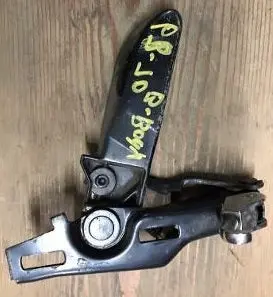 Conv Top Latch Handle ,Left Used 65-70 B-Body 1
