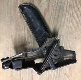 Conv Top Latch Handle ,Left Used 65-70 B-Body 2