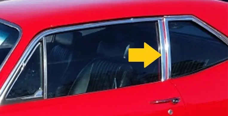 Door Vertical Molding ,Left Used 68-74 Nova 1