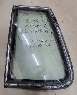 Quarter Glass ,Lh No Vinyl 81-88 Cutalss 442 1