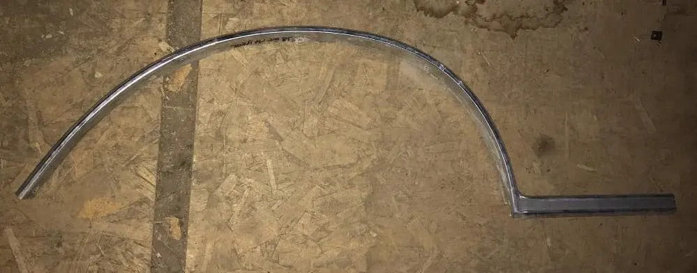 Rear Wheel Opening Molding, Right 78-80 Monte Carlo 1
