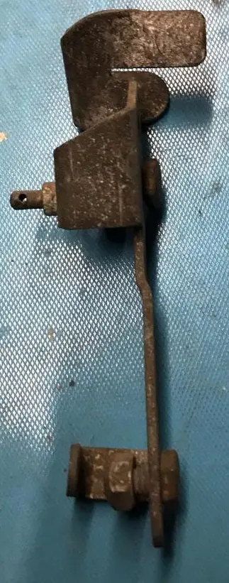 Carb Lever Ext Bracket,350 2 Bbl 68 Firebird 1