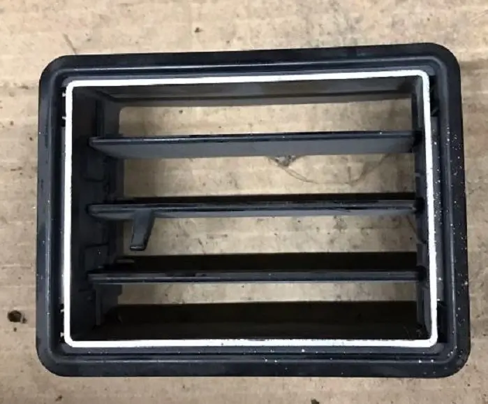 Dash Vent ,Center Used 70-72 Skylark 1
