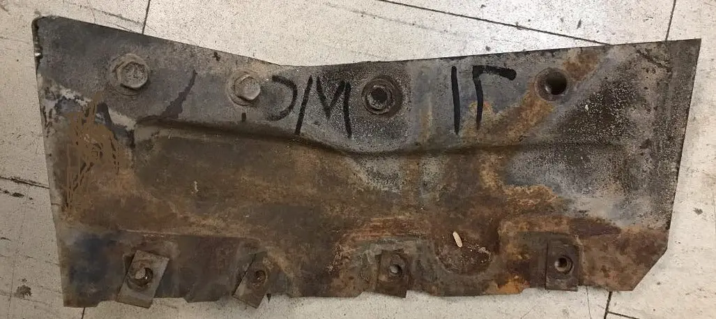 Front Wheel Well Extension ,Right Used 70-72 Monte Carlo 1