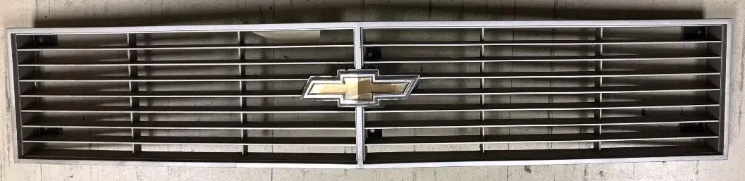 Front Grill ,Used 79 Impala 1