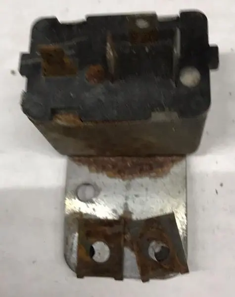 Rear Window Defogger Relay ,Used 76-79 Camaro Ta 1
