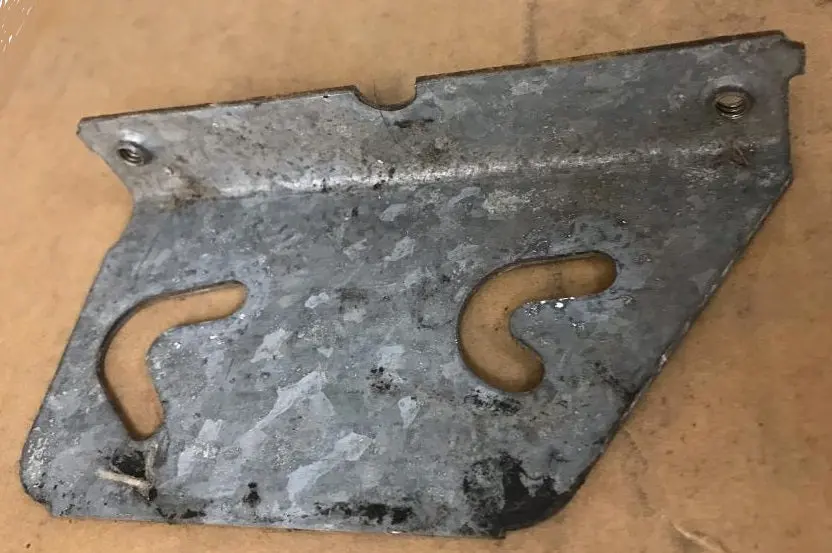 Quarter Glass Track Bracket ,Left Coup 68-72 A-Body 1