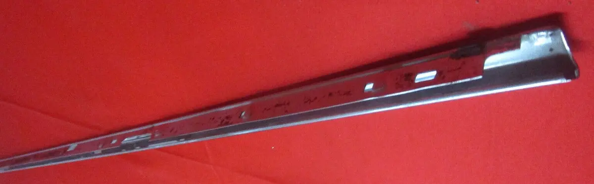 Door Belt Molding ,Top Right 66 B-Body 2