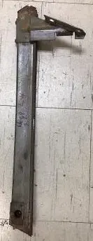 Door Vertical Track ,Left Used 66 B-C-Body 1