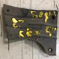 Front Wheel Well Bracket ,Right Used 81-87 Regal Gn 1