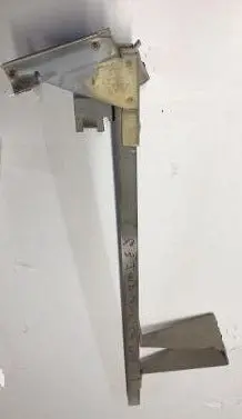 Door Glass Vertical Track ,Right 61- 64 B&C-Body 1