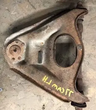 Front Control Arm ,Upper Right Used 1