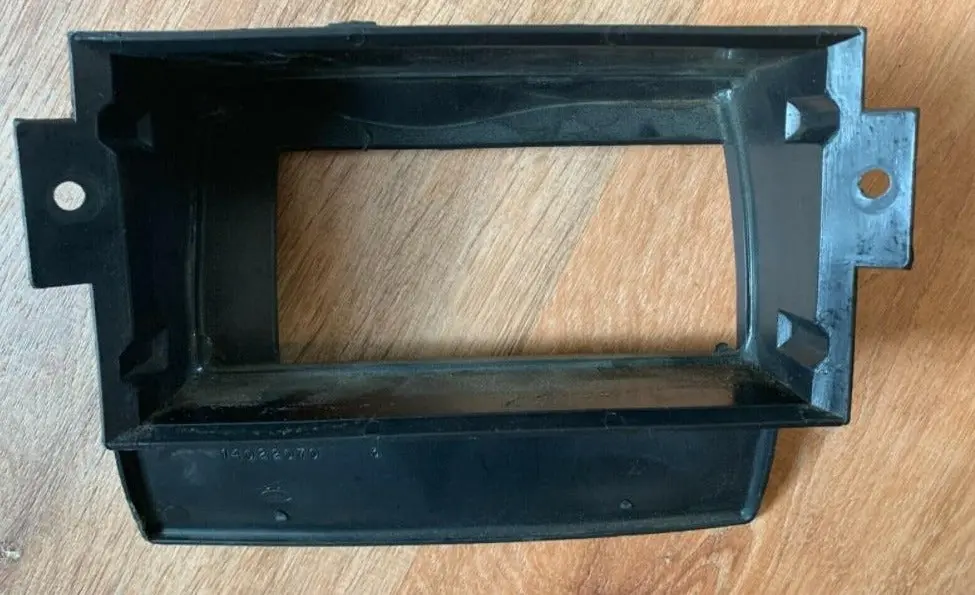 Ac Dash Vent Duct ,Center,Used 81-88 Monte Elcamino 2