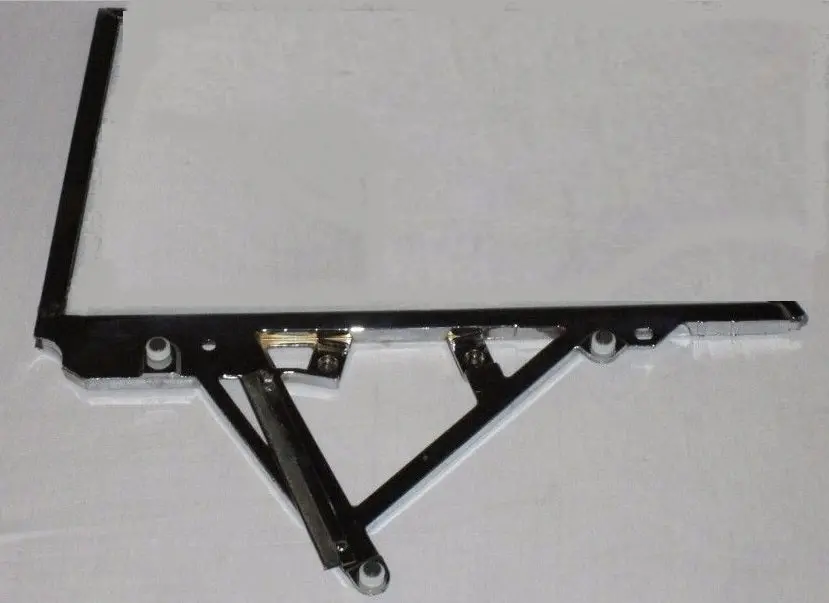 Quarter Glass Lower Frame, Right Coup Used 62-4 B-Body 1