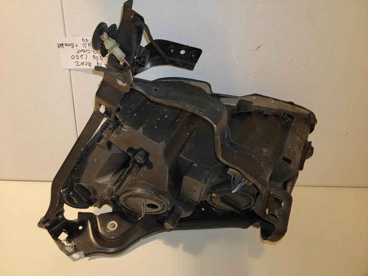 08-14 Mercedes W204 C250 C350 Front Right Side Headlight Lamp Xenon Assembly Oem 1