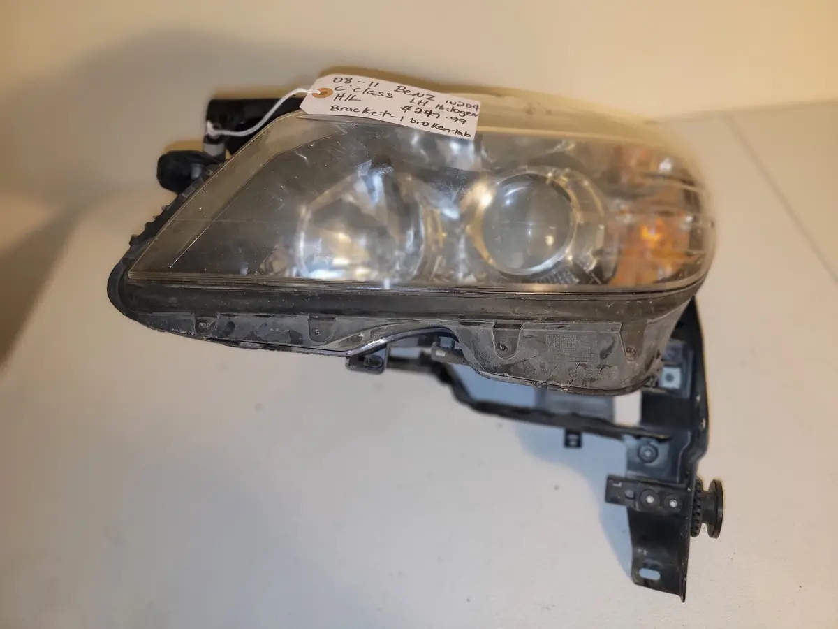 08 09 10 11 Benz W204 C Class Left Hand Halogen Headlight 1