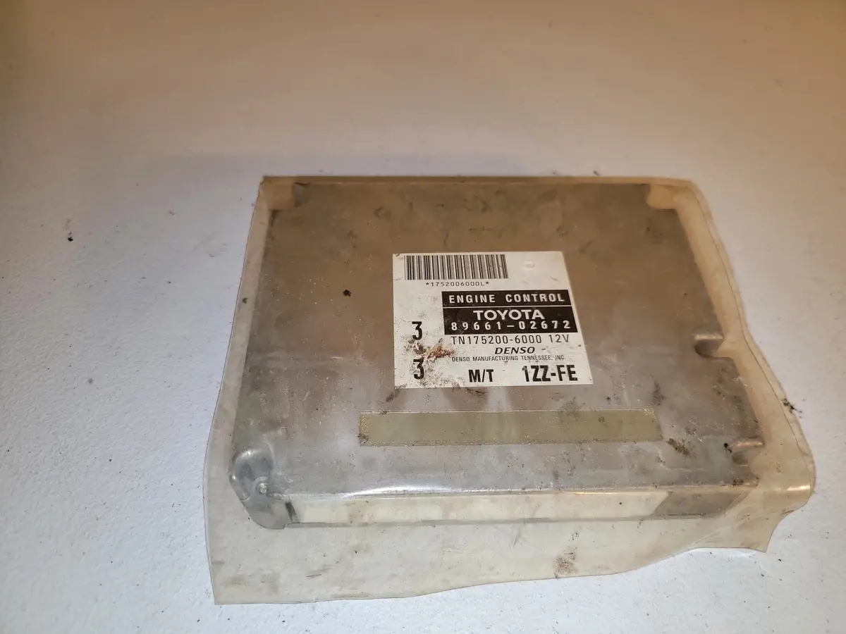 00 Toyota Corolla Engine Ecm 89661-02672 Tn175200-6000 207914 1