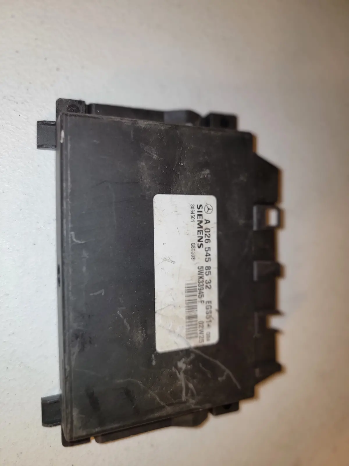 1997 Mercedes E320 Transmission Control Module Tcu/Tcm A 026 545 85 32 1