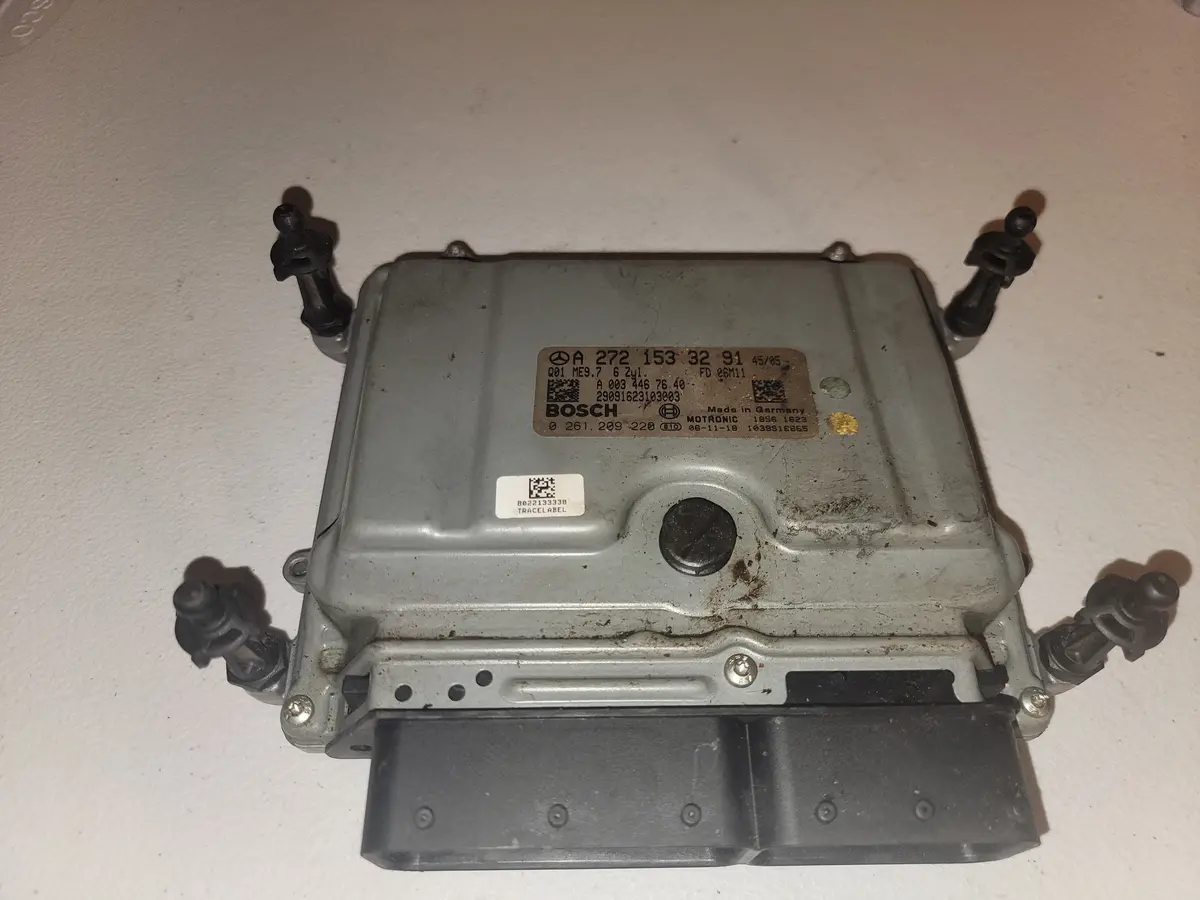 11 12 Mercedes W211 E350 Slk300 C350 Clk350 Ecu Engine Control Unit 2721533291  Oem 1