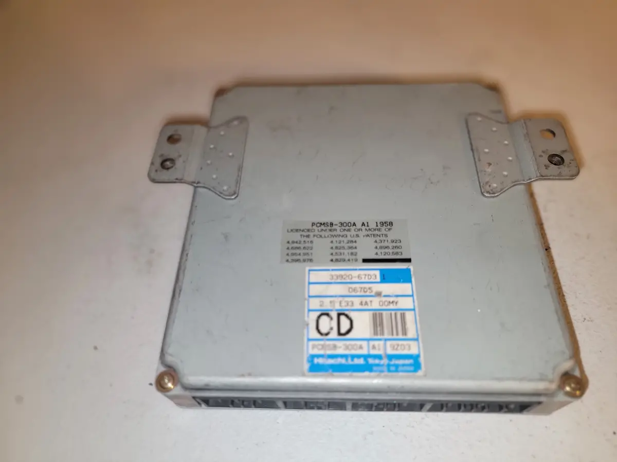 2001 Suzuki Grand Vitara 4Wd 2.5L Automatic Pcmsb-300A Ecu Ecm Oem 1