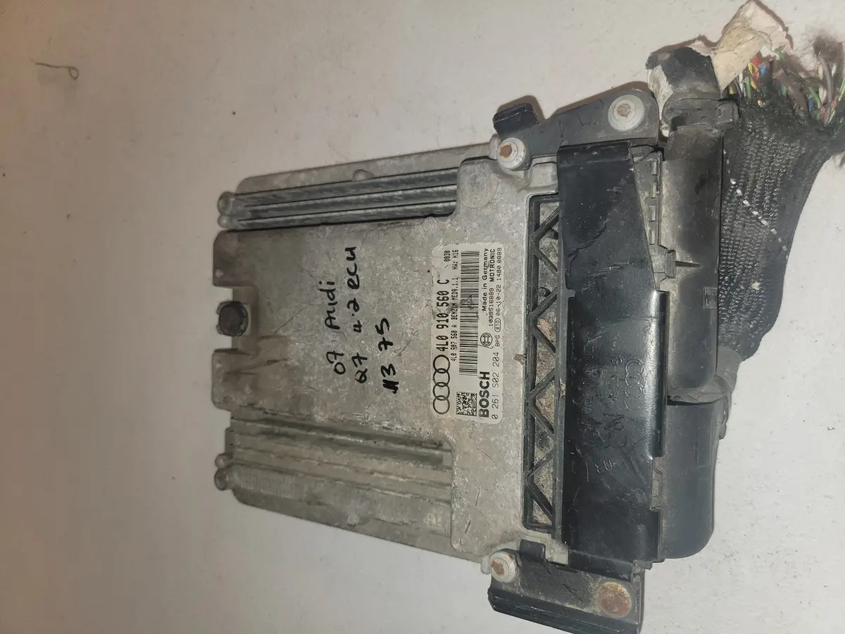 07 Audi Q7 4.2 Computer Unit  Ecu  Oem 4L0 910 560 C Oem 1