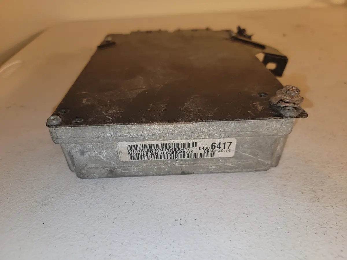 1996 Dodge Stratus 2.0L Engine Control Unit 04606417 Oem 1