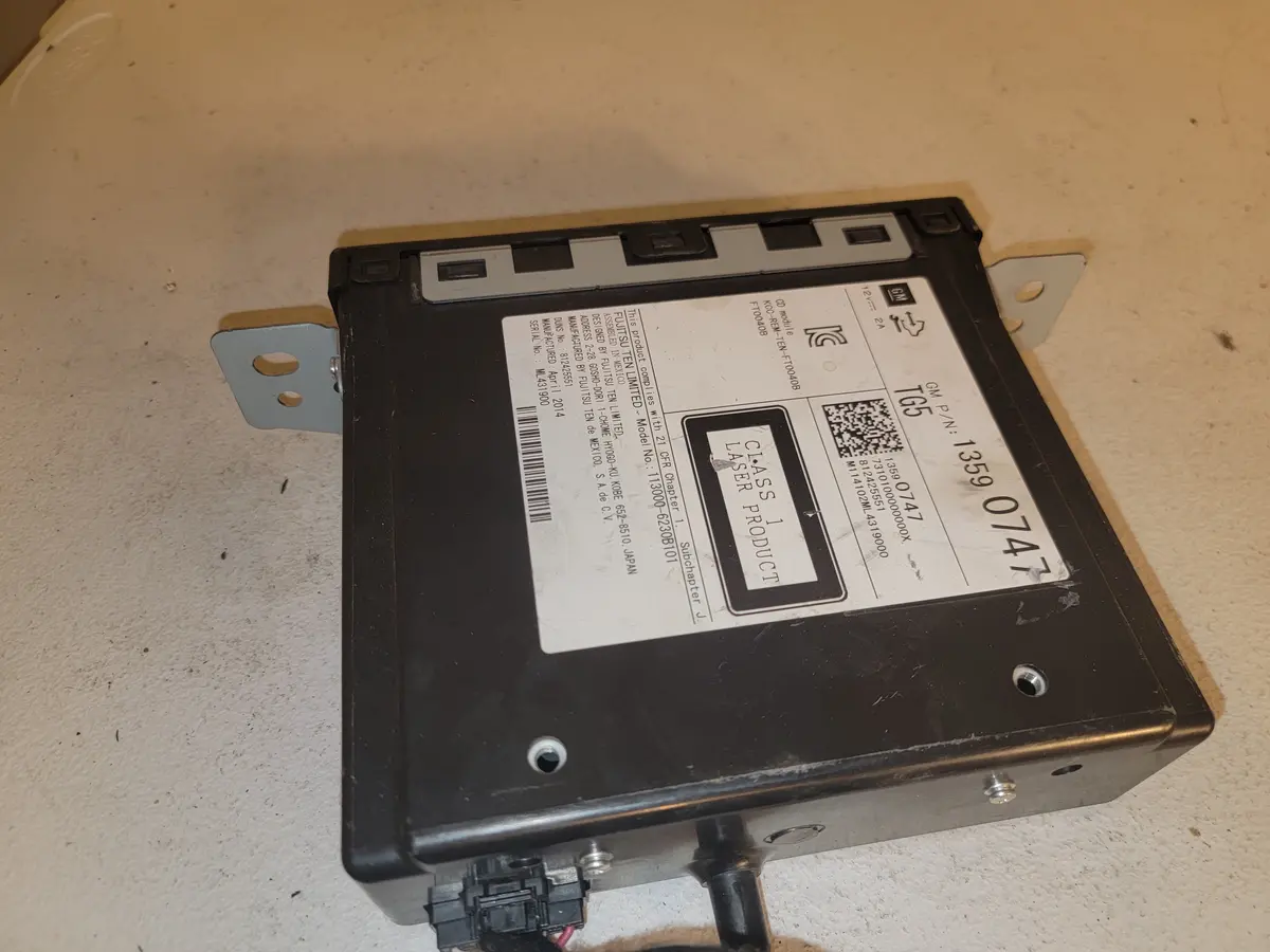 2014 Silverado Sierra Dash Radio Cd Audio Disc Changer Player 13590747 Oem 1