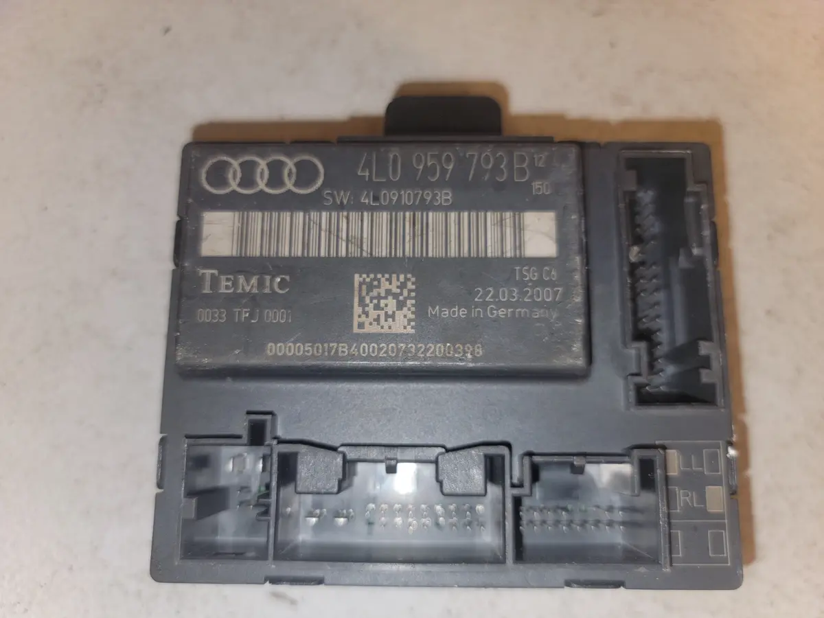 Audi Q7 Mk1 4L Door Control Module Ecu Front Right 4L0959793b 2006-2015 Oem 1