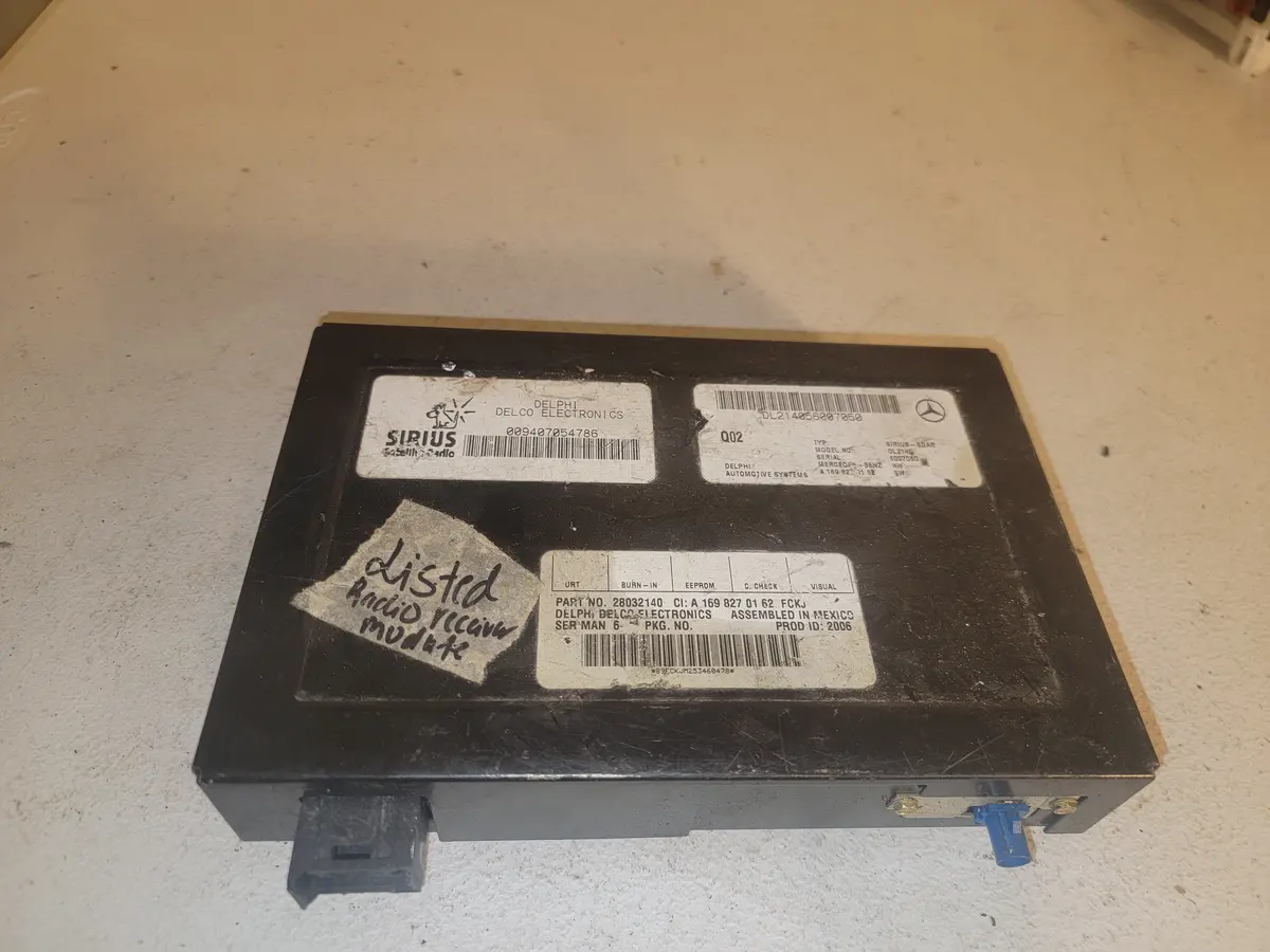 2005- 2007 Mercedes Benz W211 E350 Oem Sirius Satellite Receiver Module 28032240 1