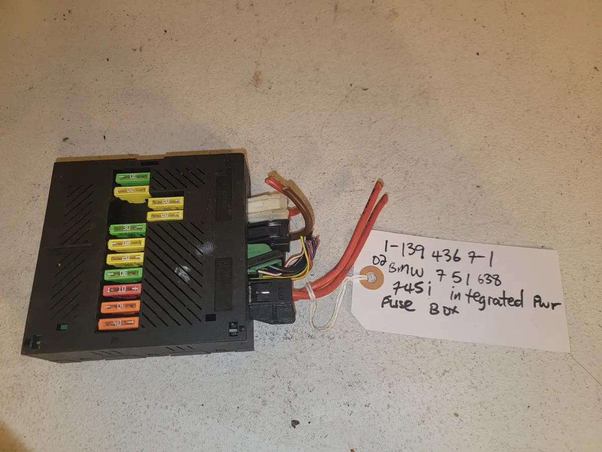 02-08 Bmw E65 E66 745I 745Li 750I Ivm Distributor Control Fuse Box Oem 1