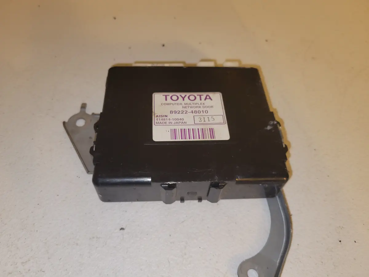 2006 Lexus Xu30 Rx400h Multiplex Network Door Control 89222-48010 Oem 1