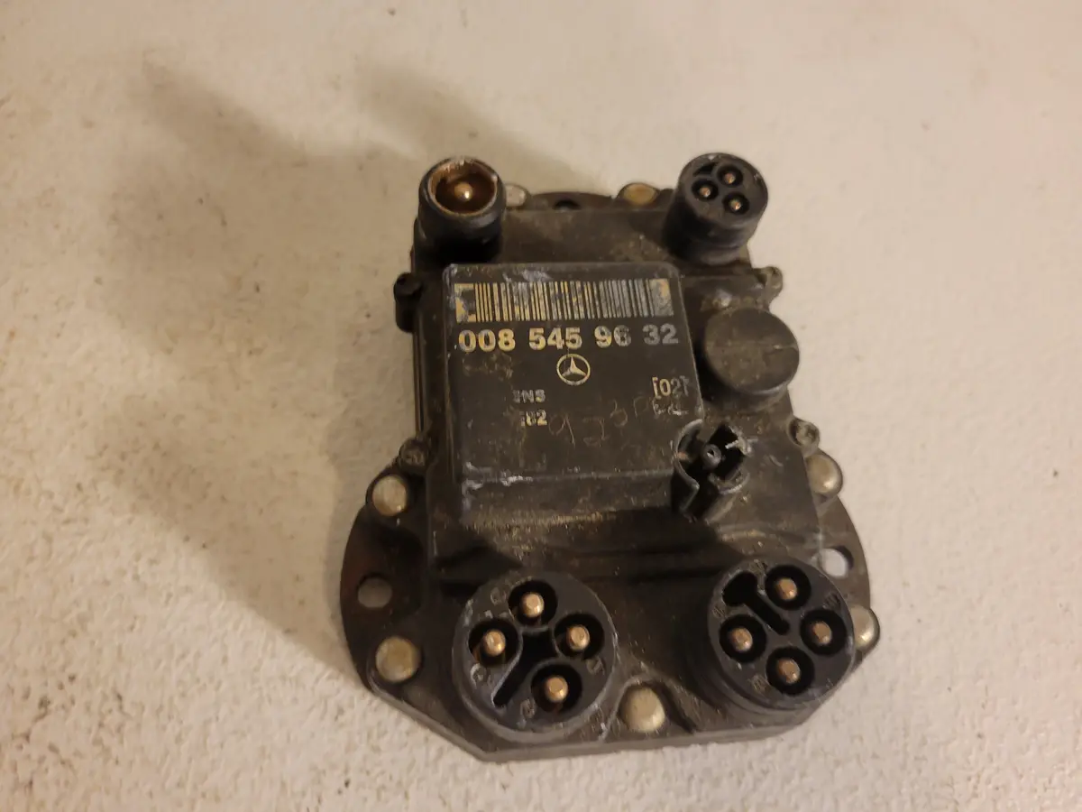1990-1993 Mercedes-Benz W140 S Class Ignition Control Module Unit  0085459632 Oem 1