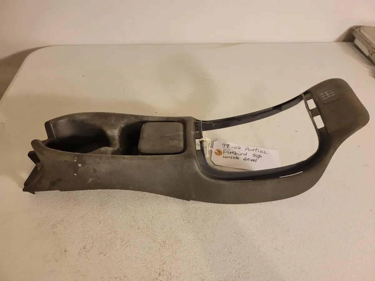 98-02 Pontiac Firebird 5Sp Console Bezel Oem 1