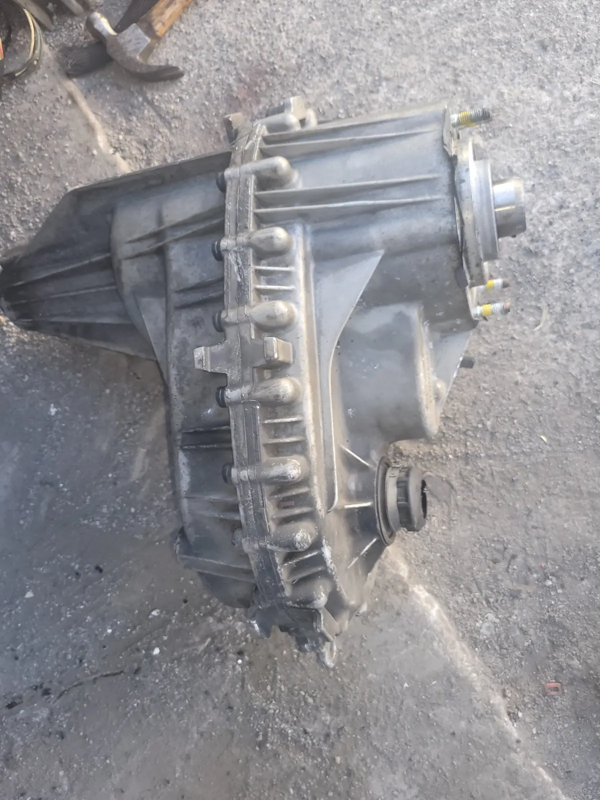 07 - 14 Yukon Sierra Denali Cadillac Escalade Awd Transfer Case Tested 132K Oem 1