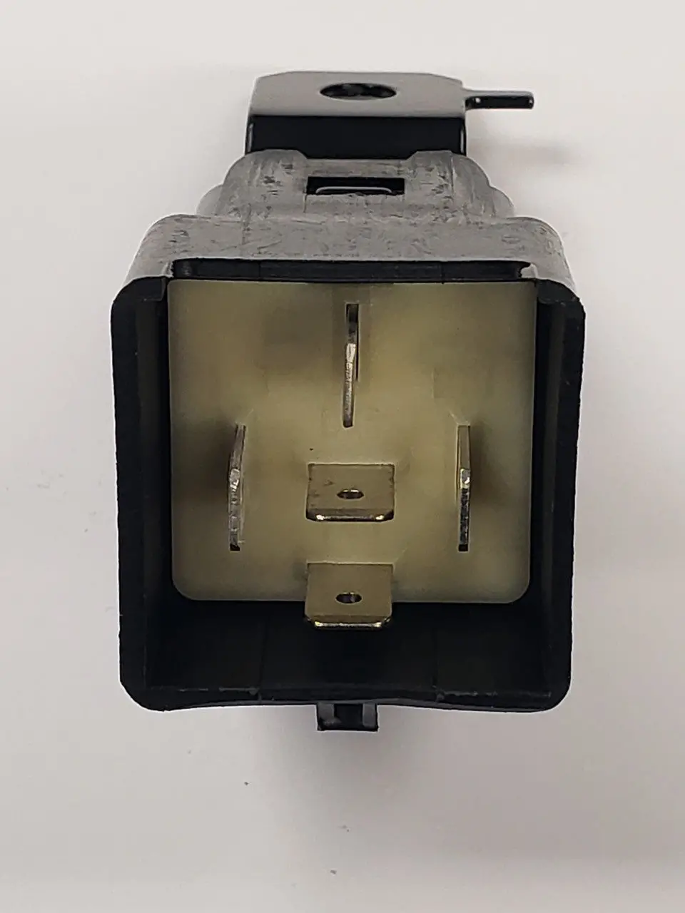 Radiator Fan Relay ,86 87 3.8L Gn Regal Cutlass 1
